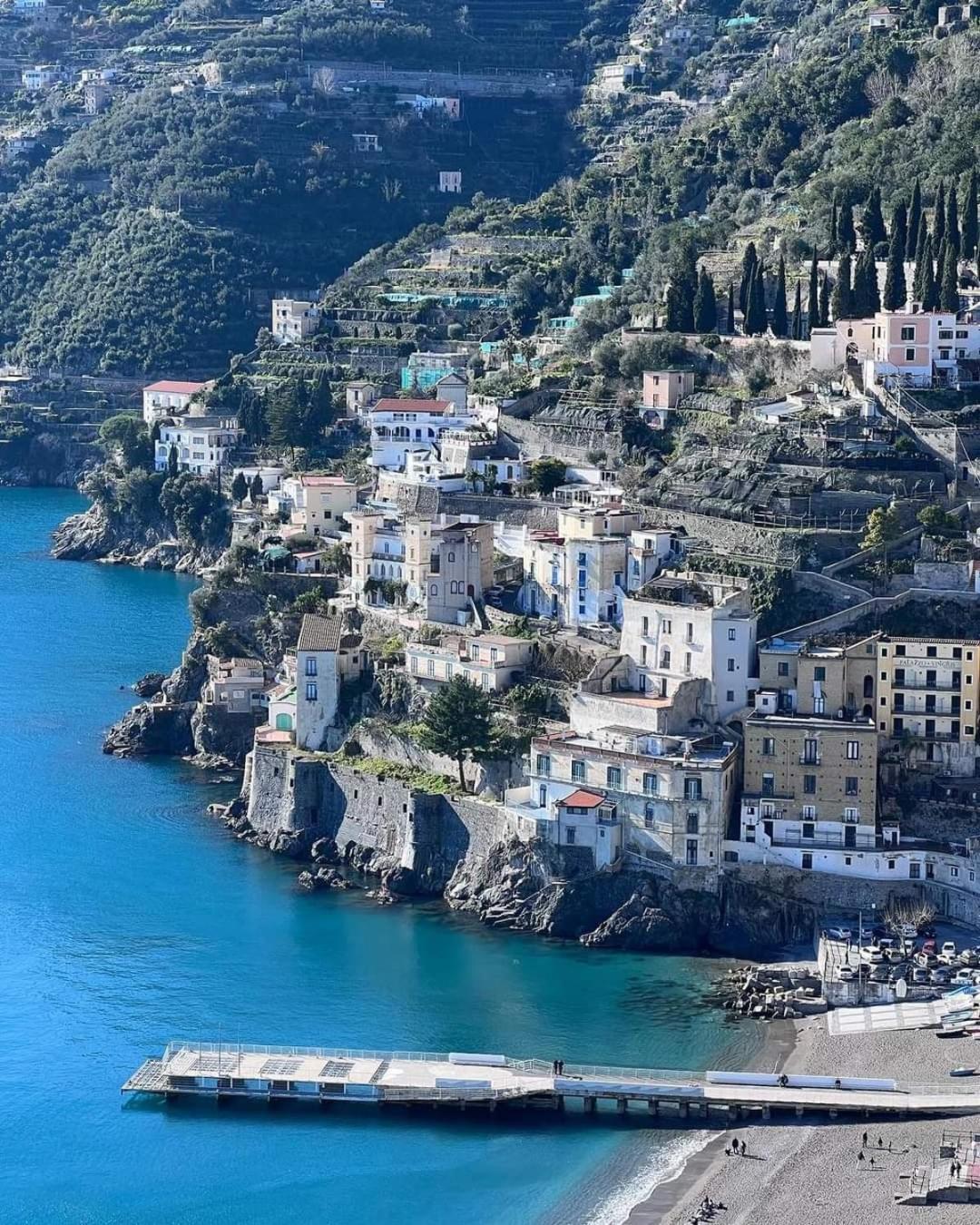 Casa Vacanze Freeholiday House Minori Exteriér fotografie